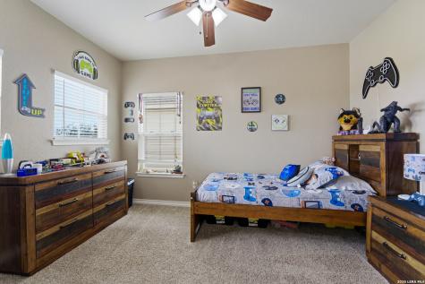 776 Crestview Floresville TX 78114
