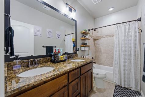 776 Crestview Floresville TX 78114