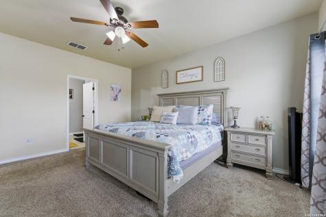 776 Crestview Floresville TX 78114