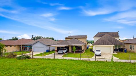 776 Crestview Floresville TX 78114
