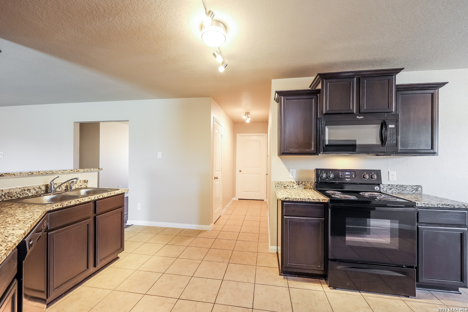 12266 Fish Hook San Antonio TX 78252