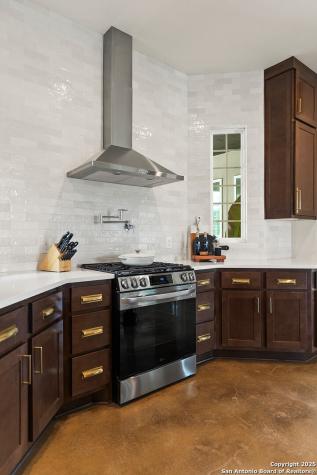 1228 Paladin Trail Spring Branch TX 78070