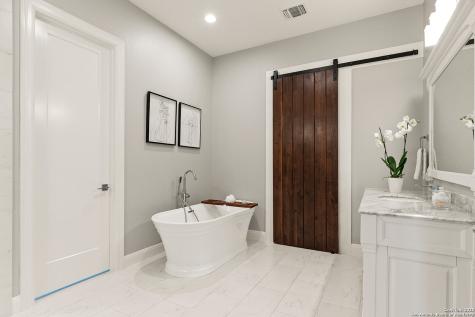 1228 Paladin Trail Spring Branch TX 78070