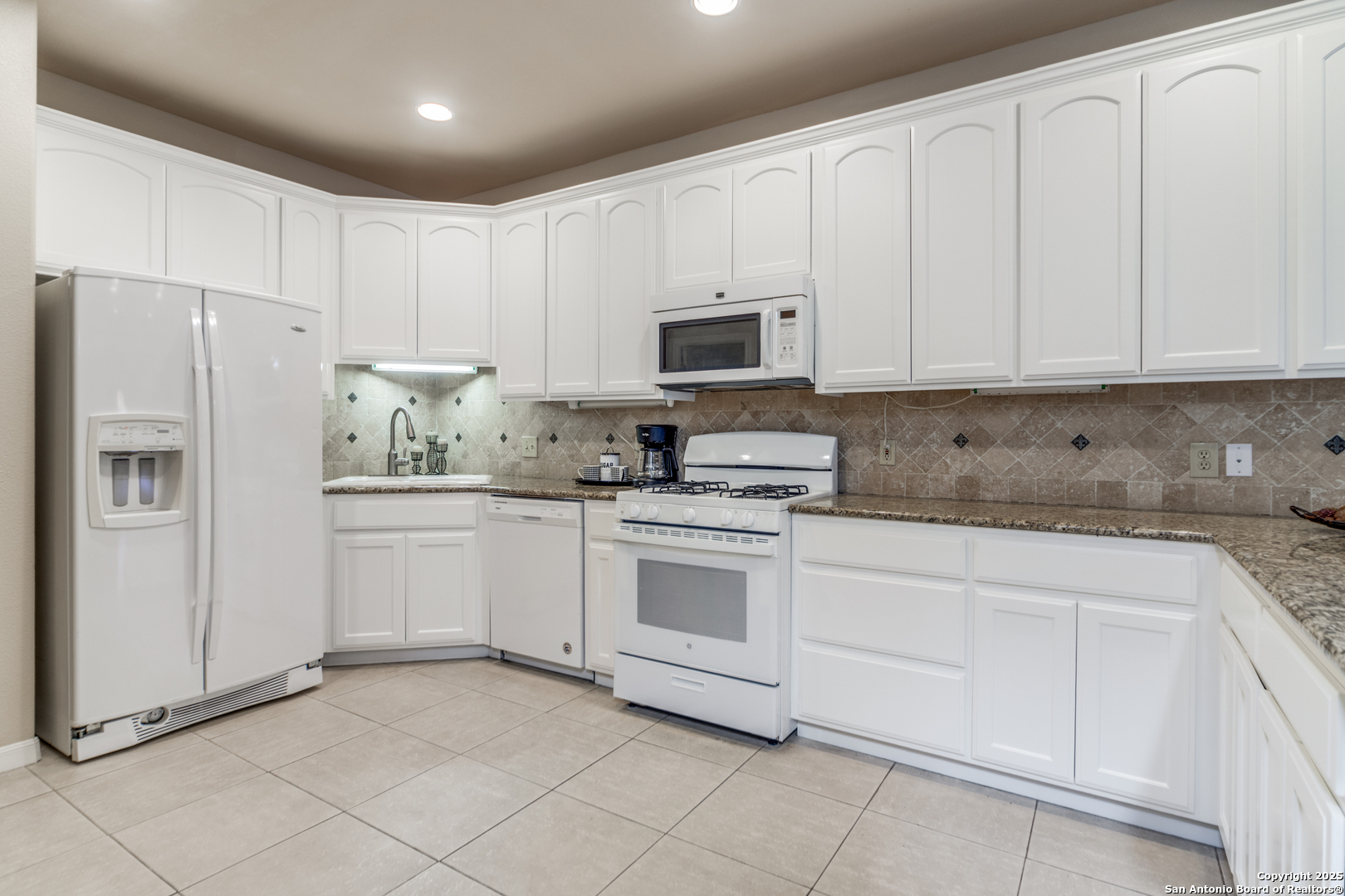 444 Herff Street Boerne TX 78006