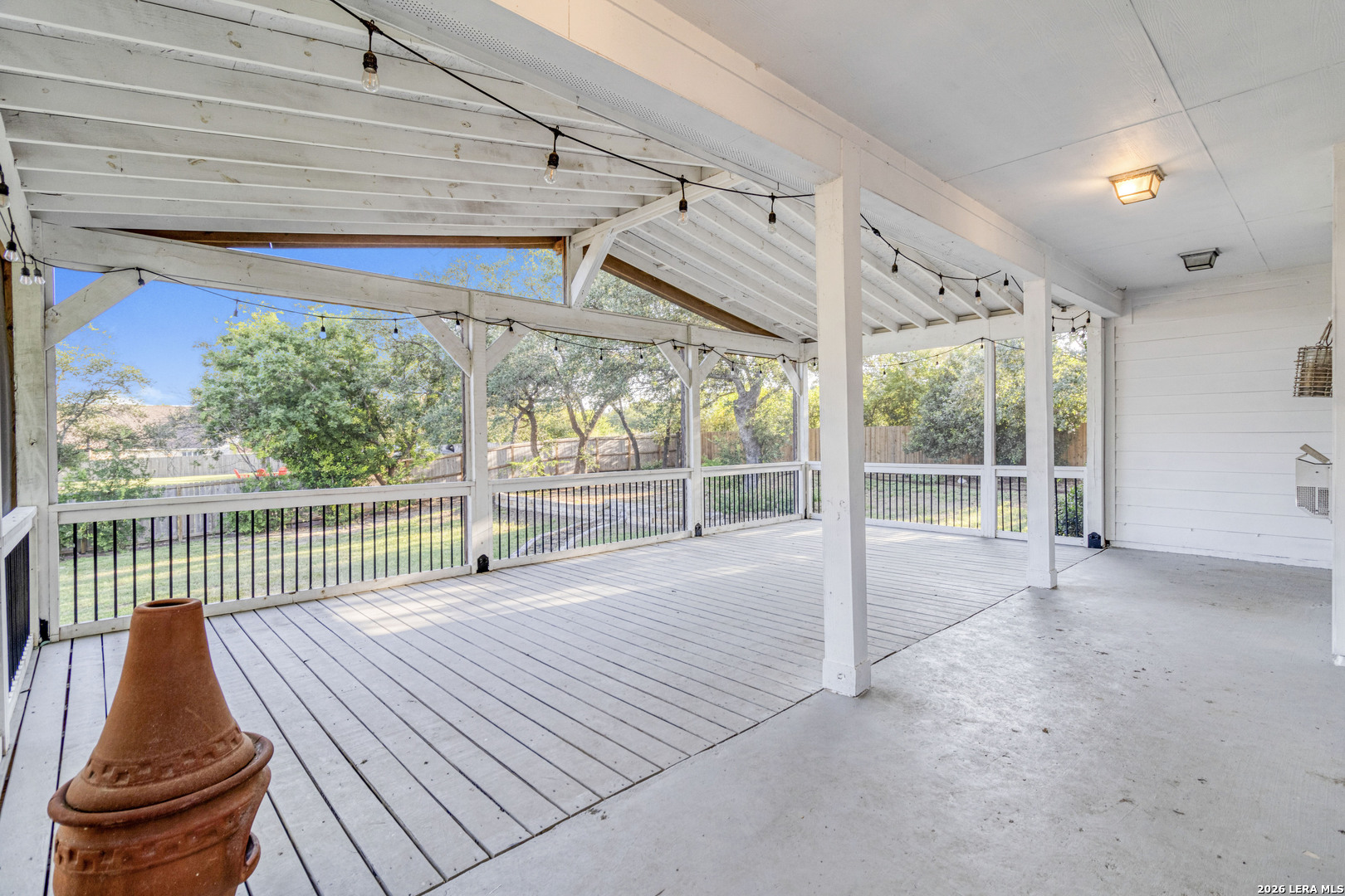 9116 Perdernales Rio Helotes TX 78023
