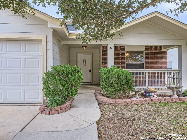 4102 Texas Palm Drive Converse TX 78109