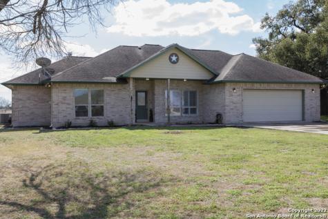 1372 Hunters Place Seguin TX 78155