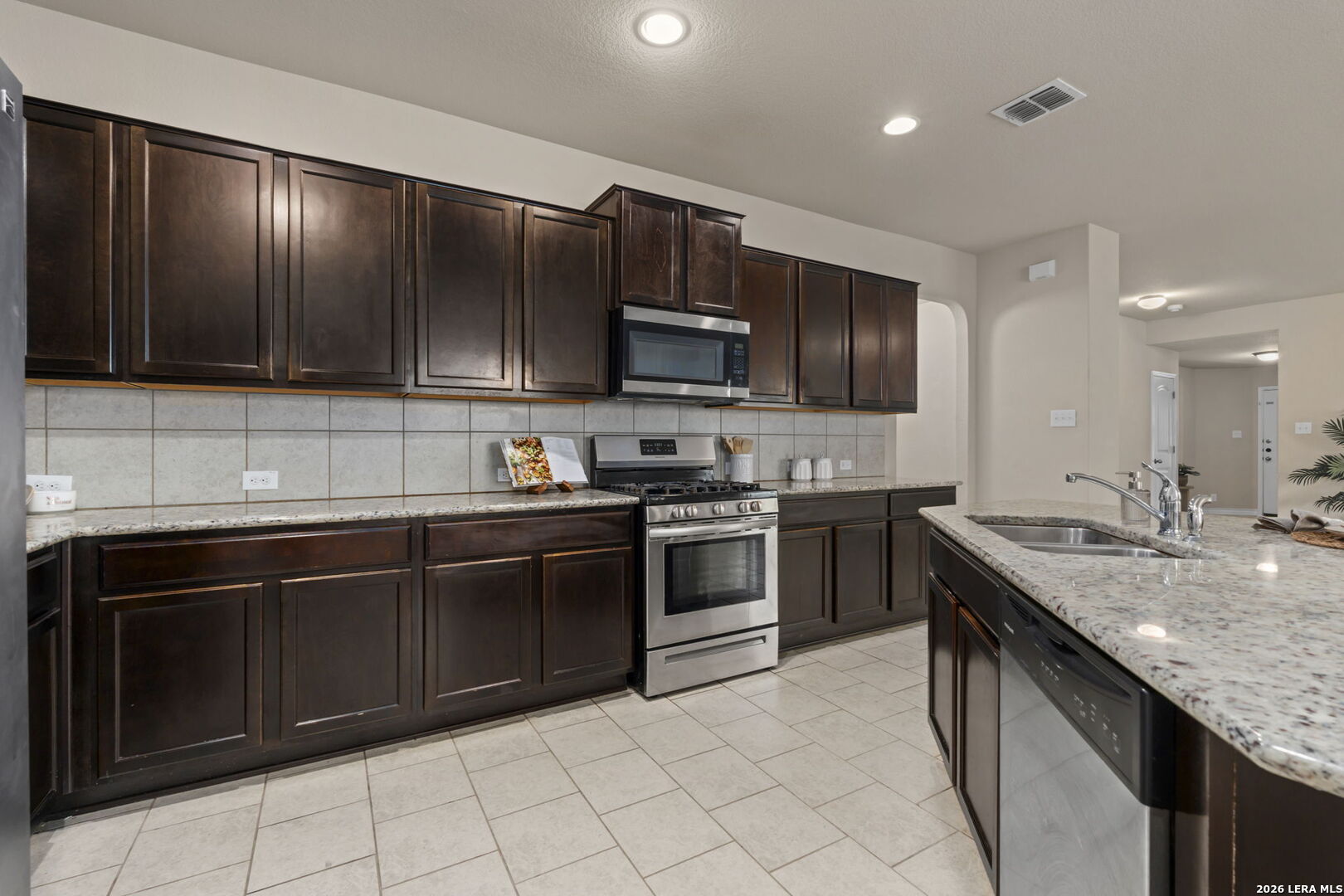 8750 Fischer Falls San Antonio TX 78254