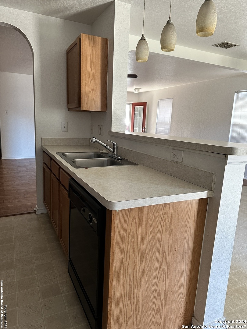 417 Hinge Falls Cibolo TX 78108