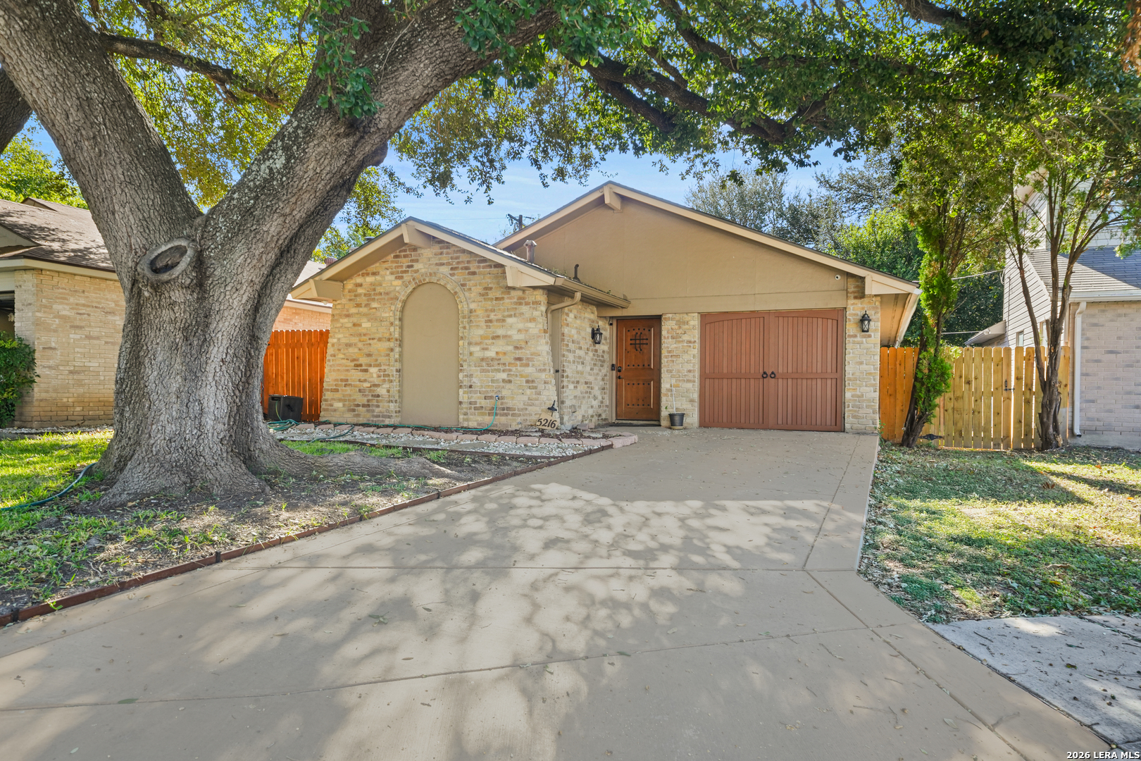 5216 Vinecrest Circle Kirby TX 78219