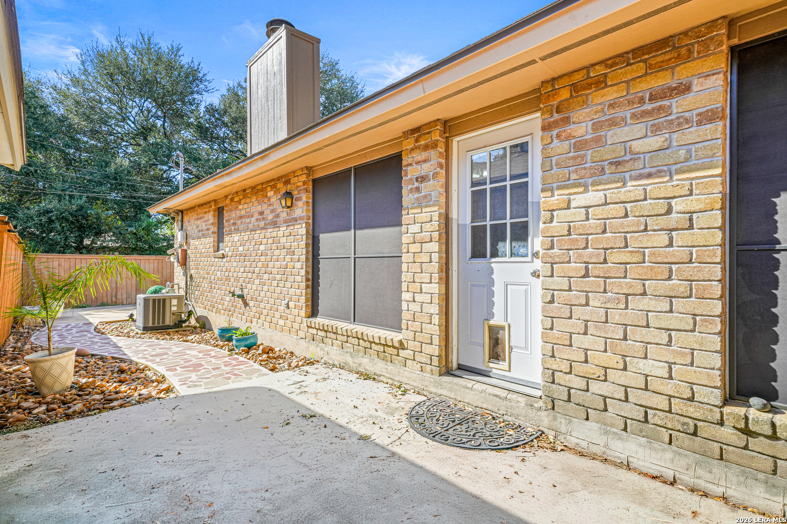 5216 Vinecrest Circle Kirby TX 78219