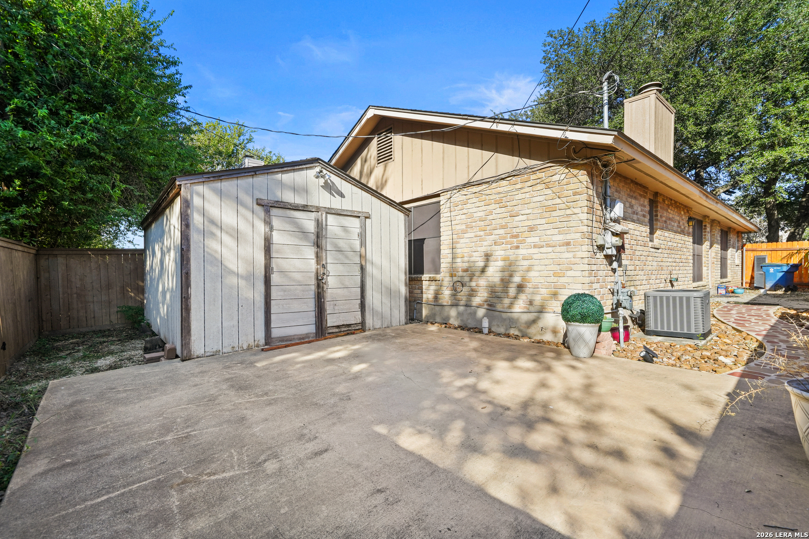 5216 Vinecrest Circle Kirby TX 78219