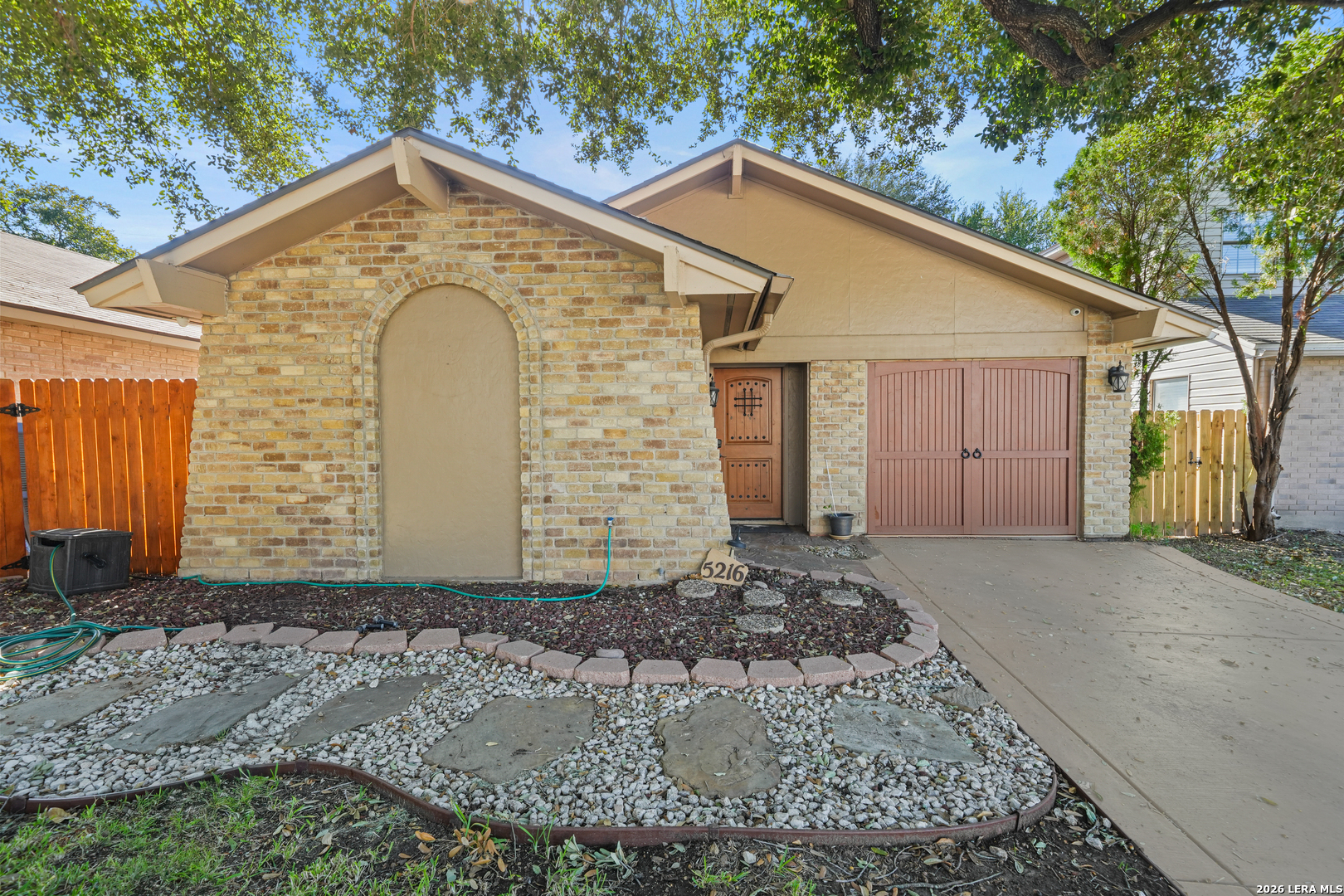 5216 Vinecrest Circle Kirby TX 78219