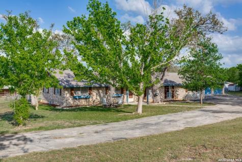 212 Kendall Oaks Drive Boerne TX 78006