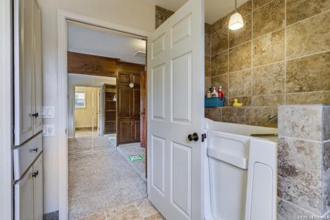 212 Kendall Oaks Drive Boerne TX 78006