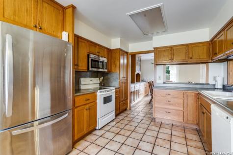 212 Kendall Oaks Drive Boerne TX 78006