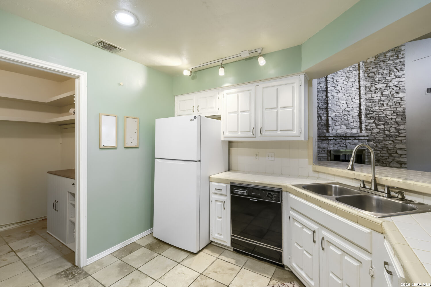 7939 Misty Park Street San Antonio TX 78250