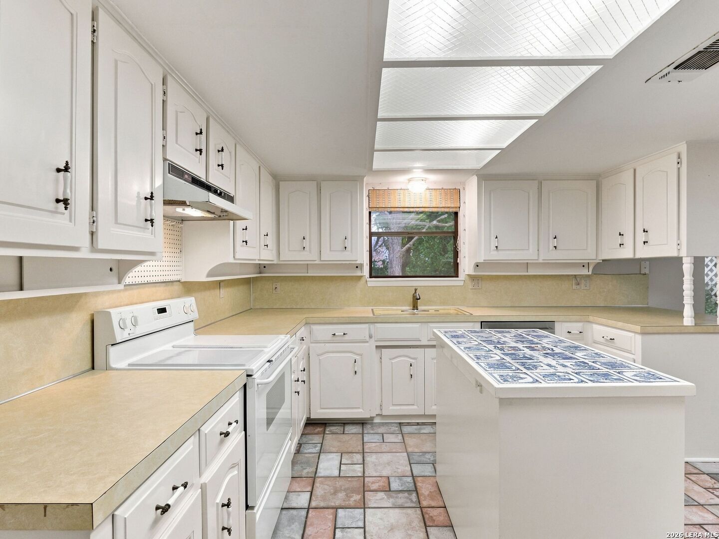 1744 Glen Road Kerrville TX 78028