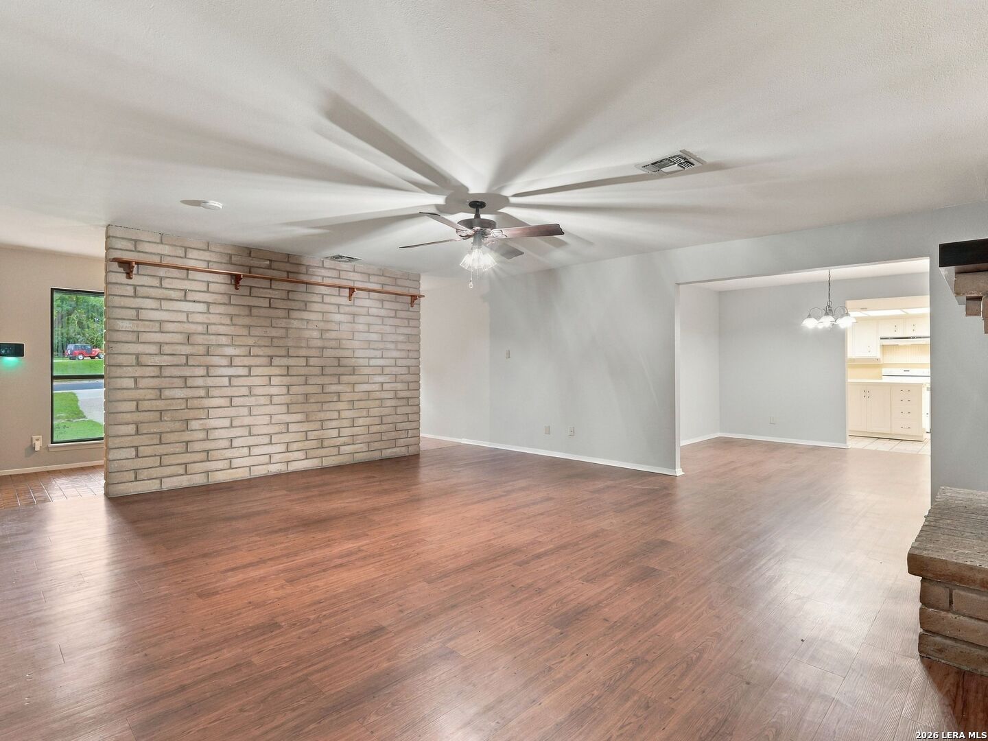 1744 Glen Road Kerrville TX 78028