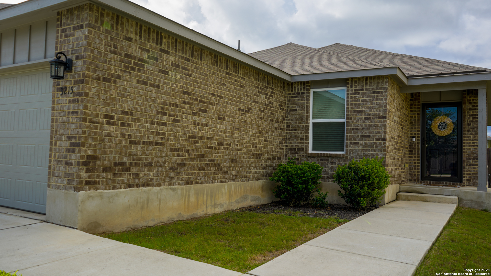 3215 Pedernales Drive San Antonio TX 78223