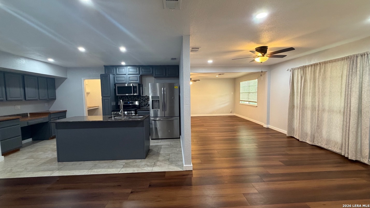 6142 Haven Valley San Antonio TX 78242