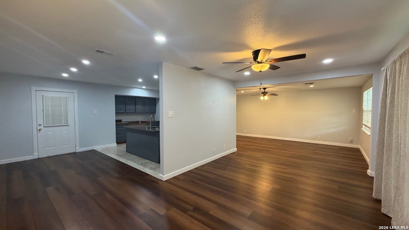 6142 Haven Valley San Antonio TX 78242
