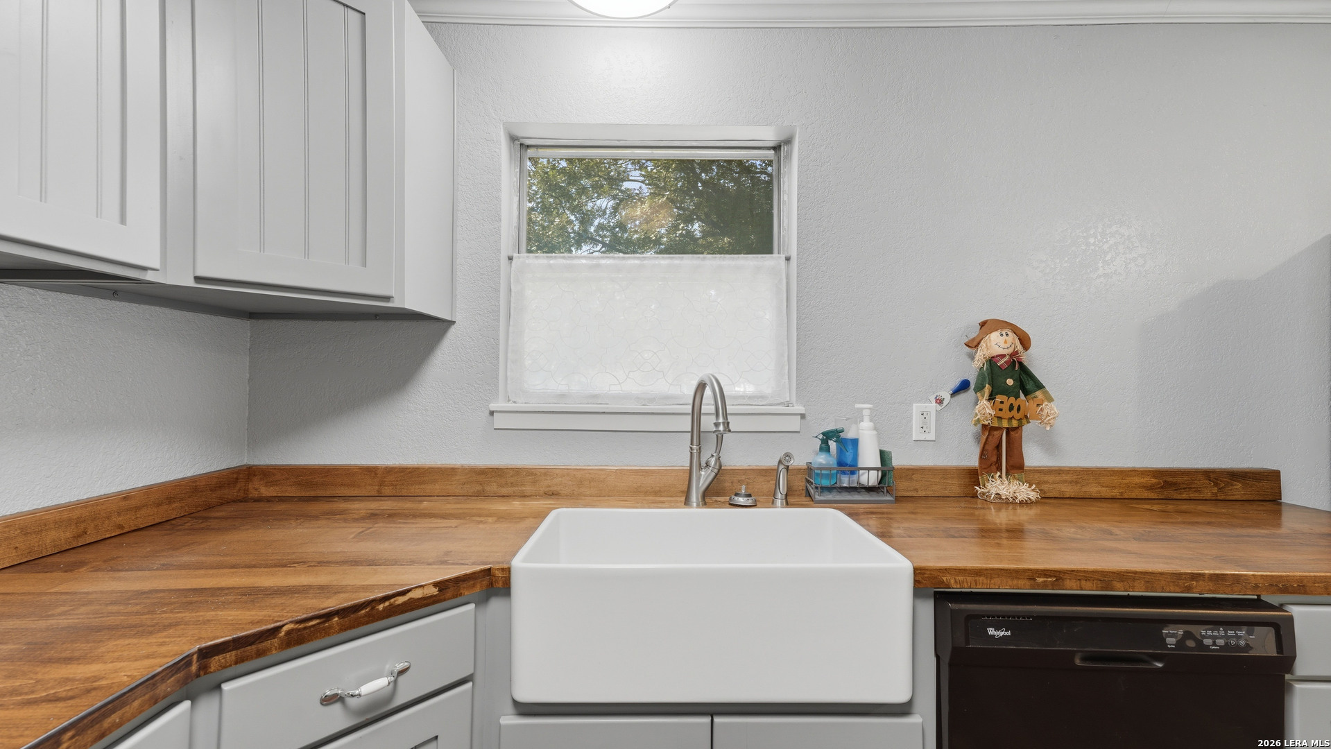 122 W Hutchins Place San Antonio TX 78221