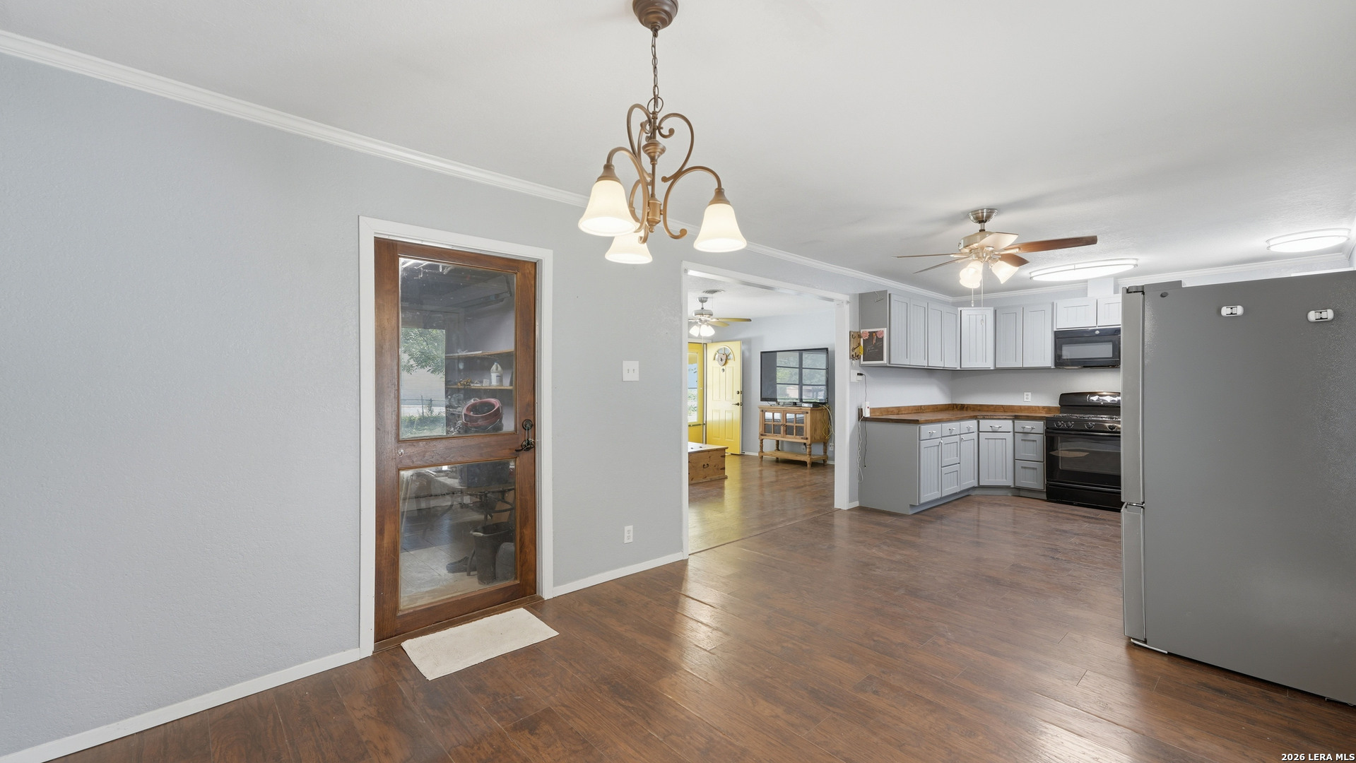 122 W Hutchins Place San Antonio TX 78221