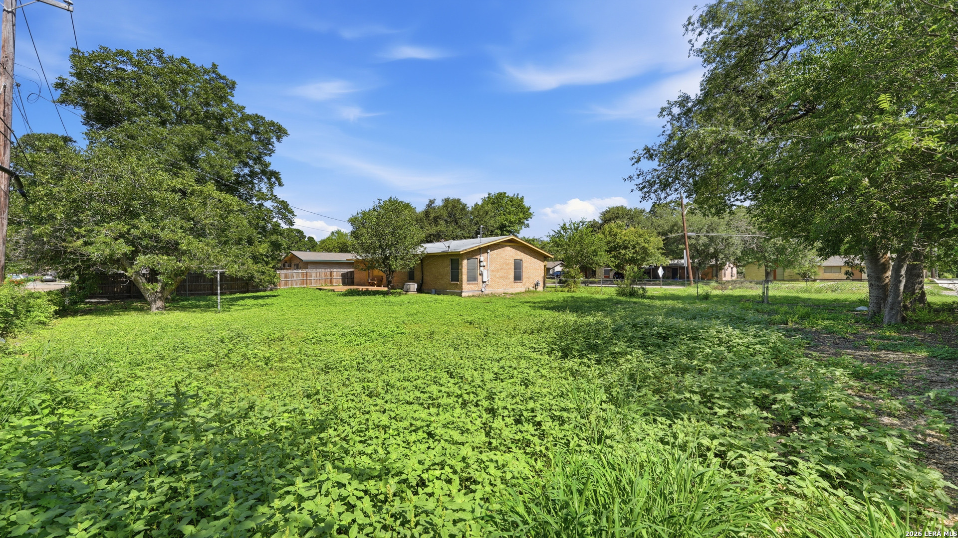 122 W Hutchins Place San Antonio TX 78221