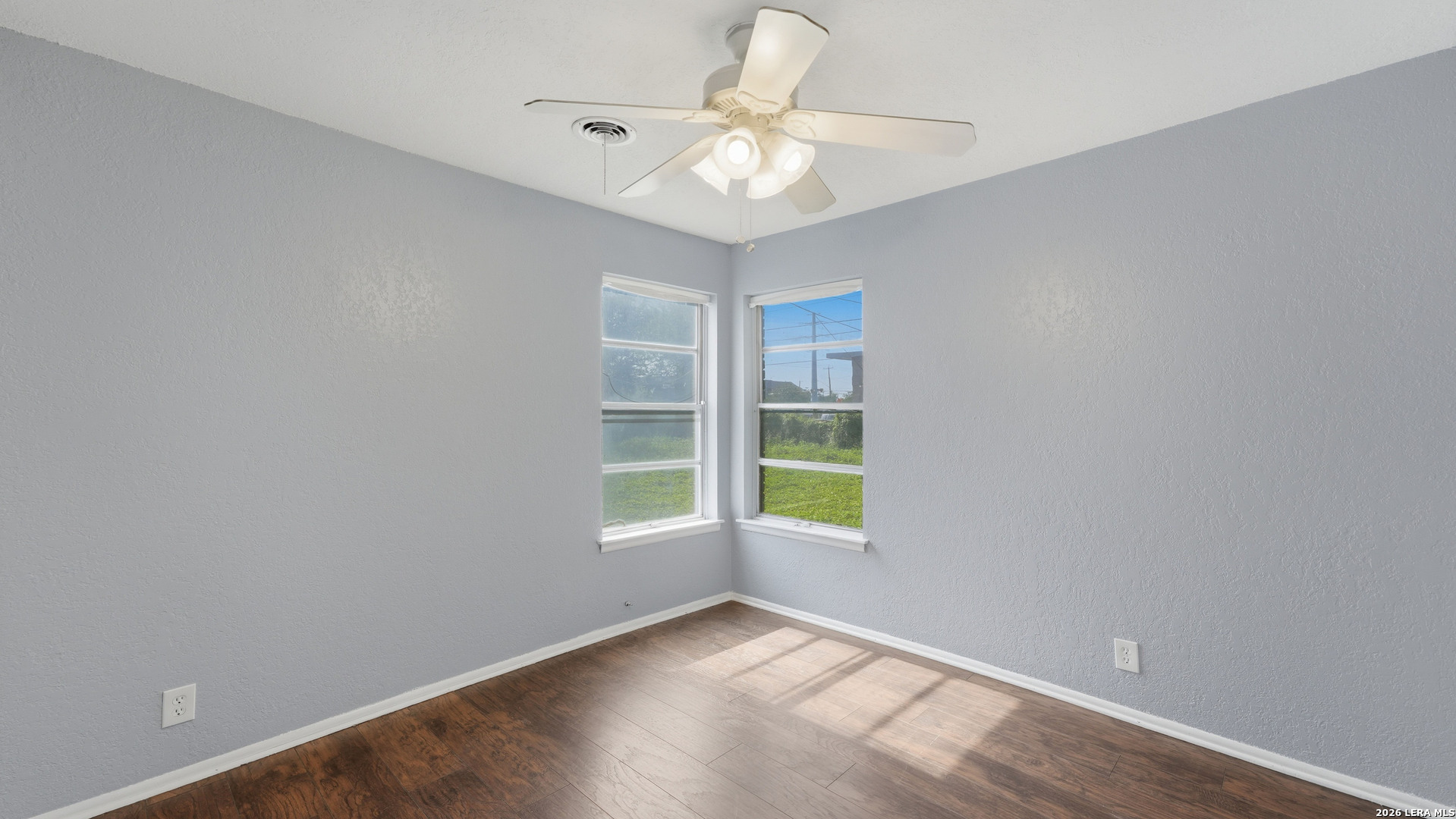 122 W Hutchins Place San Antonio TX 78221