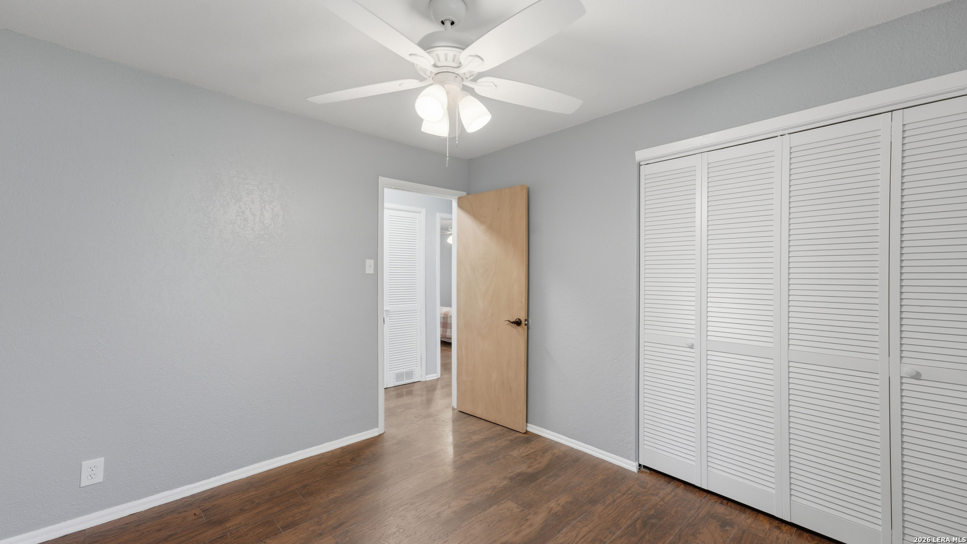 122 W Hutchins Place San Antonio TX 78221