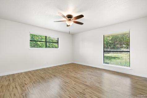 2044 Medina Highway Kerrville TX 78028
