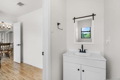 2044 Medina Highway Kerrville TX 78028