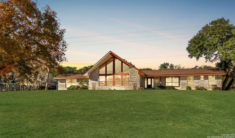 2044 Medina Highway Kerrville TX 78028