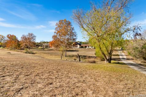 2044 Medina Highway Kerrville TX 78028