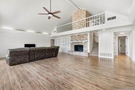 2044 Medina Highway Kerrville TX 78028