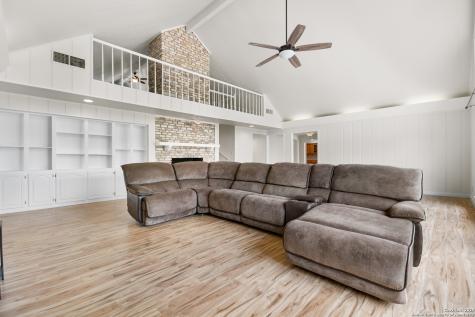 2044 Medina Highway Kerrville TX 78028