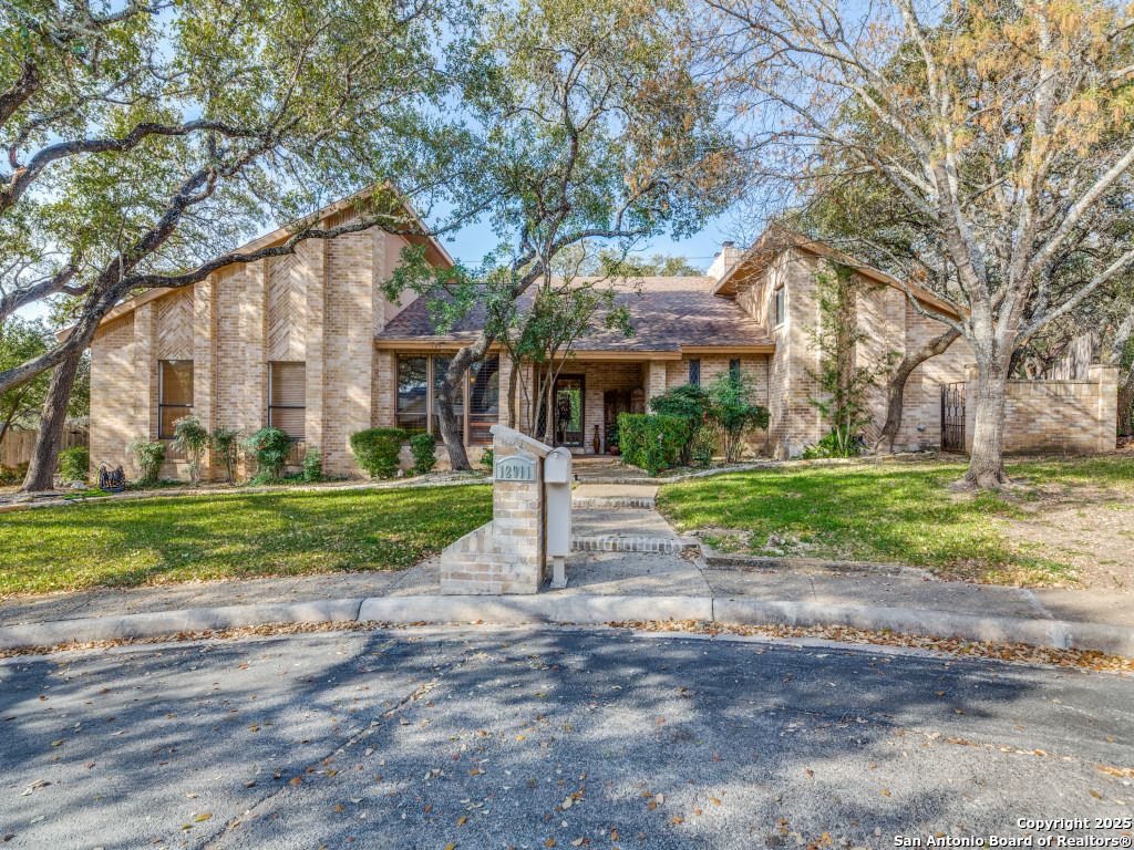 12911 Hunters Arrow Street San Antonio TX 78230