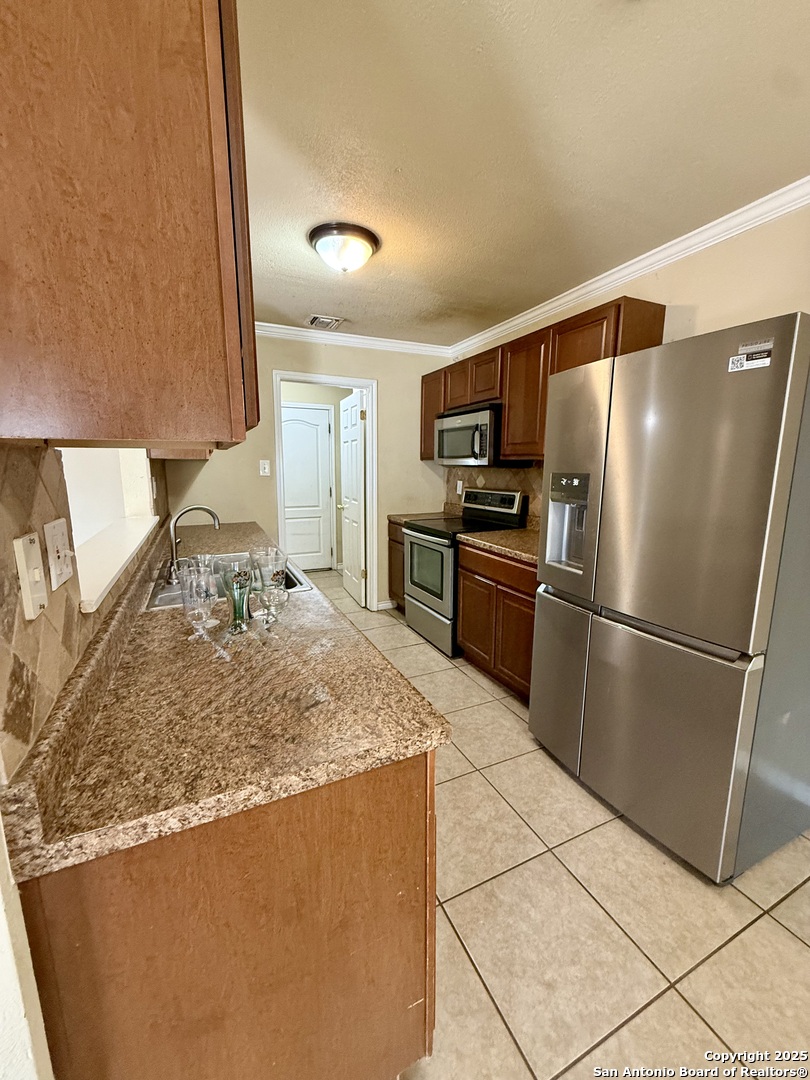 5731 Timber Bend San Antonio TX 78238