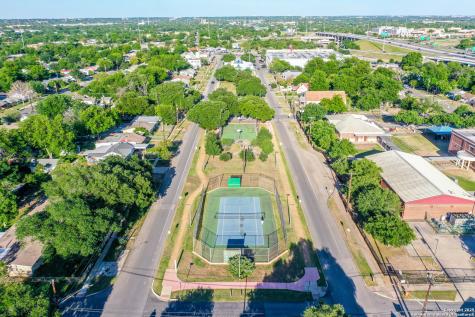 255 N Park Boulevard San Antonio TX 78204