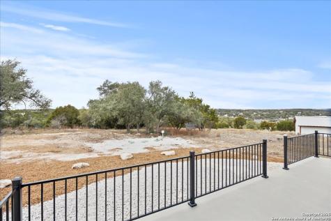 1190 Fernwood Fischer TX 78623