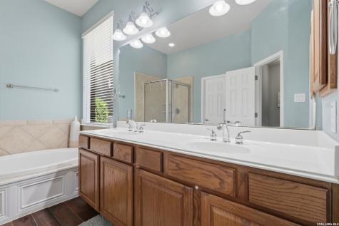 3418 Puesta De Sol San Antonio TX 78261