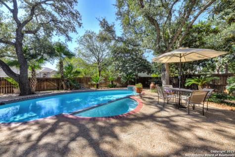2204 Blackoak Bend San Antonio TX 78248