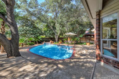 2204 Blackoak Bend San Antonio TX 78248