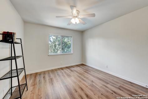 2204 Blackoak Bend San Antonio TX 78248