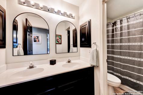 2204 Blackoak Bend San Antonio TX 78248