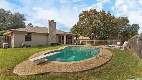 1642 Eastwood Drive Seguin TX 78155