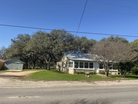 821 Mesquite Street Blanco TX 78606