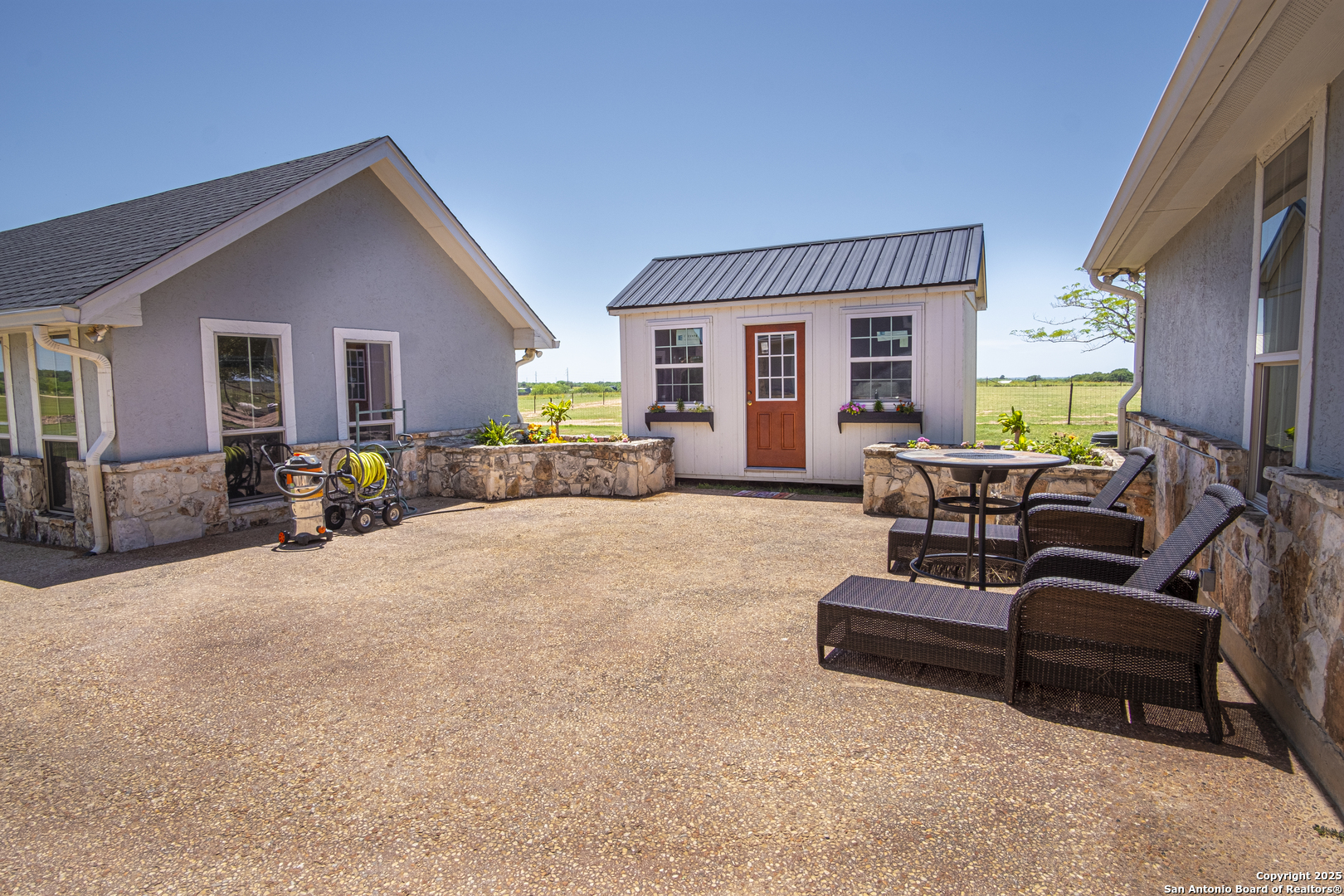 1891 State Highway 97 E Floresville TX 78114