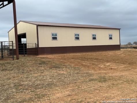 1891 State Highway 97 E Floresville TX 78114